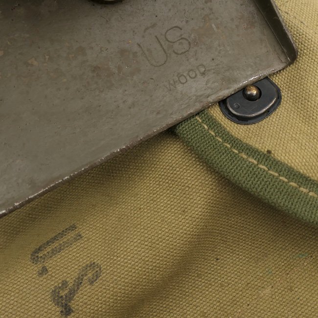 US M1943 Folding Shovel in Cover — image 6