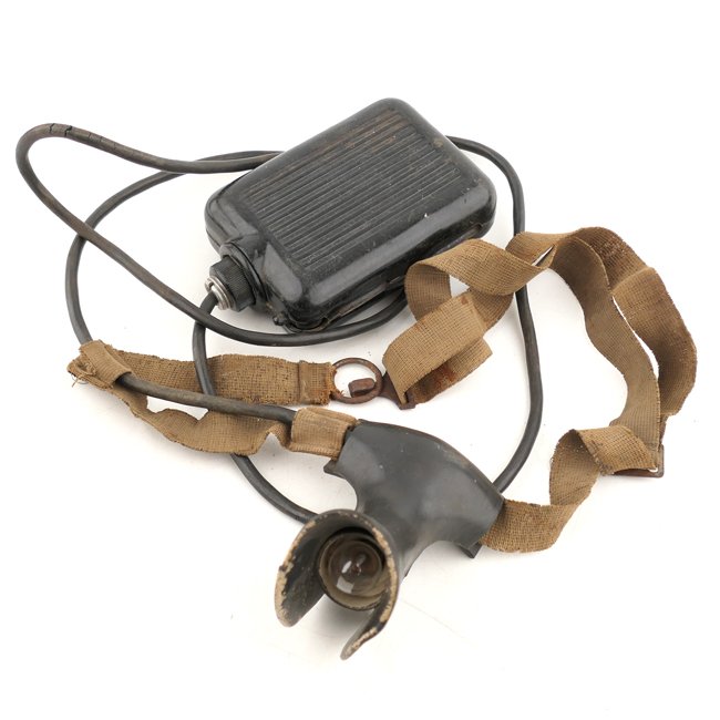 Wehrmacht Bakelite Head Torch — image 2