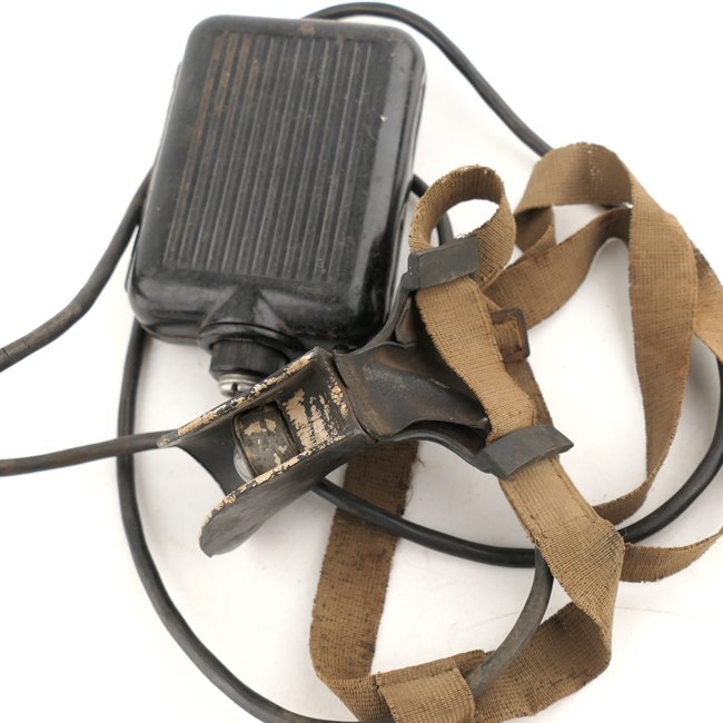 Wehrmacht Bakelite Head Torch — image 3
