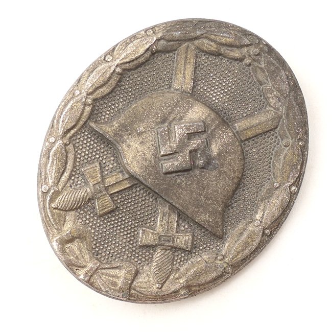 Wound Badge in Silver '107' — image 2