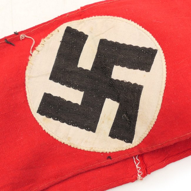 NSDAP Member's Armband — image 2