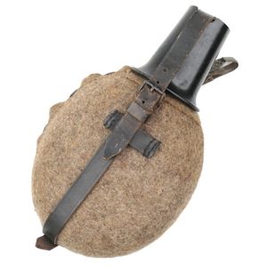 WH M31 Canteen and Cup - 'Labeflasche'