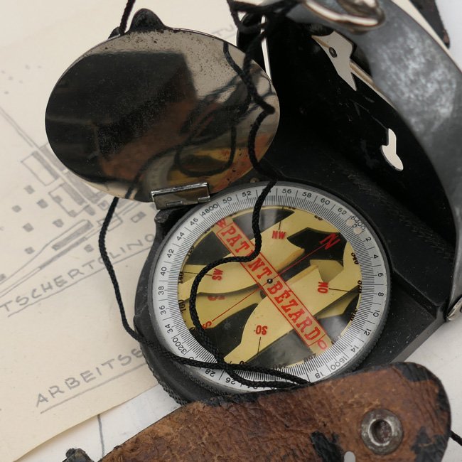 WH (Heer) M35 Map Case with Contents — image 10