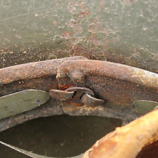 WH (Heer) M35 Camouflage Helmet — image 16