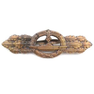 Kriegsmarine U-Boat Front Clasp in Bronze