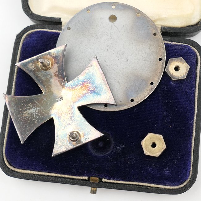 Cased WW1 Iron Cross 1st Class on large Disc — image 7