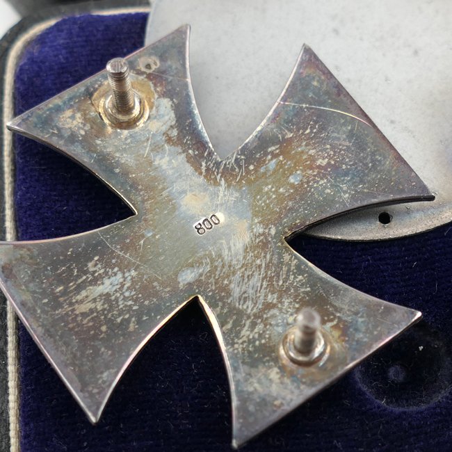 Cased WW1 Iron Cross 1st Class on large Disc — image 8