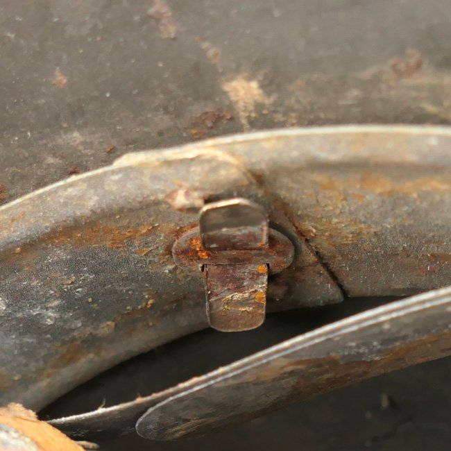 WH (Heer) M40 Combat Helmet — image 18