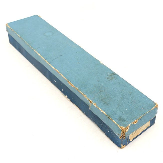 WW2 Dutch Box of Sewing Yarn — image 4