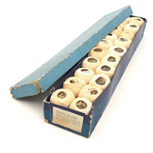 WW2 Dutch Box of Sewing Yarn