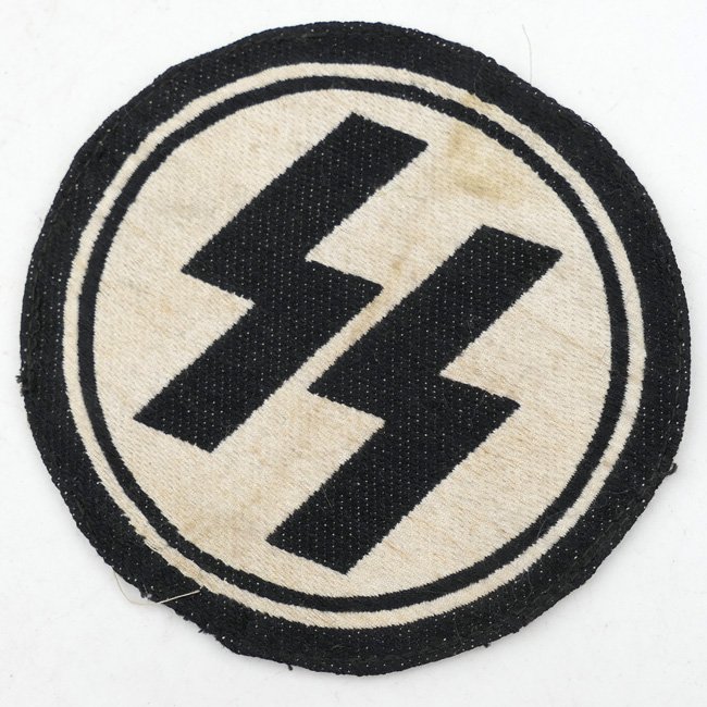Waffen-SS Sport Shirt Insignia — image 2