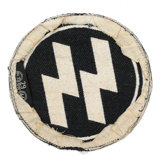 Waffen-SS Sport Shirt Insignia — image 3