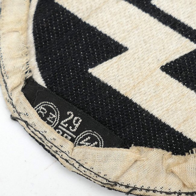 Waffen-SS Sport Shirt Insignia — image 4
