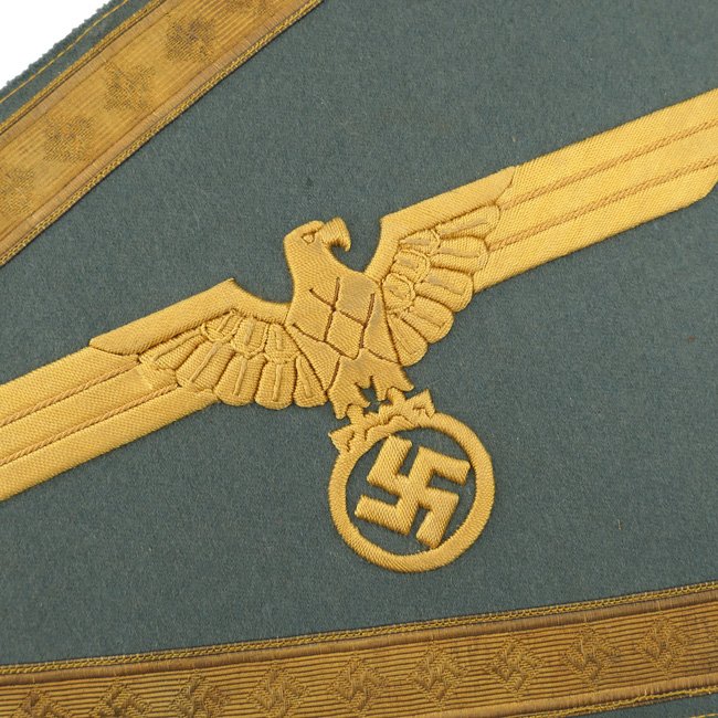 Wehrmacht General's Vehicle Pennant — image 7
