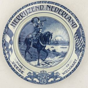 Dutch Liberation Souvenir 'Herrijzend Nederland' Porcelain Plate