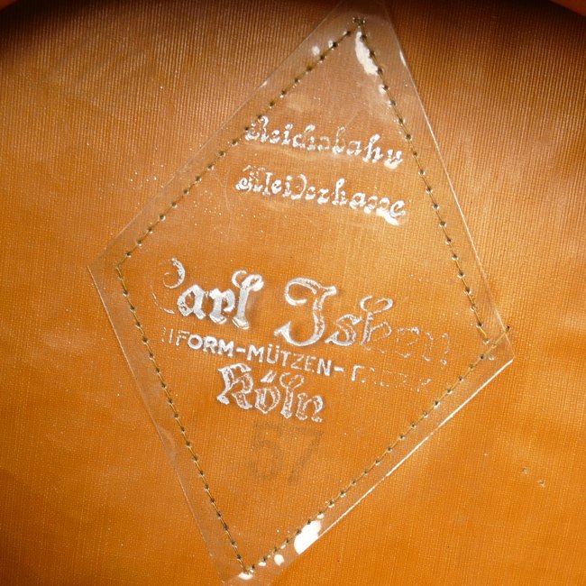 Reichsbahn Tunic and Visor Cap — image 12