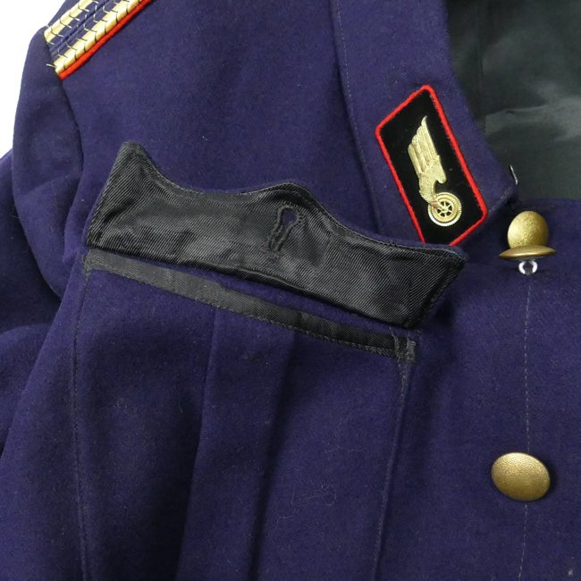 Reichsbahn Tunic and Visor Cap — image 7