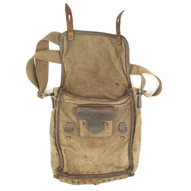 Wehrmacht GM24 Gasmask Bag — image 3