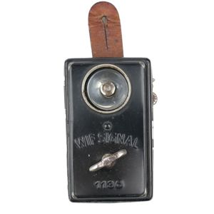 German 'WIF Signal 1136' Flashlight