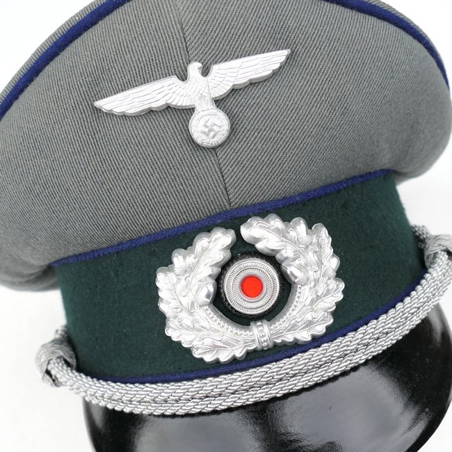 WH (Heer) Medical Officer's Visor Cap to KC Recipient 'Dr.Heinrich Hüls' — image 5