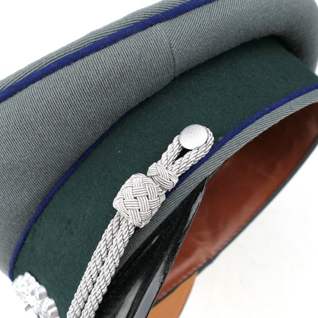 WH (Heer) Medical Officer's Visor Cap to KC Recipient 'Dr.Heinrich Hüls' — image 8