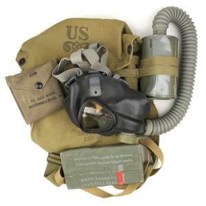 US Lightweight Service Gasmask with Carrying Bag