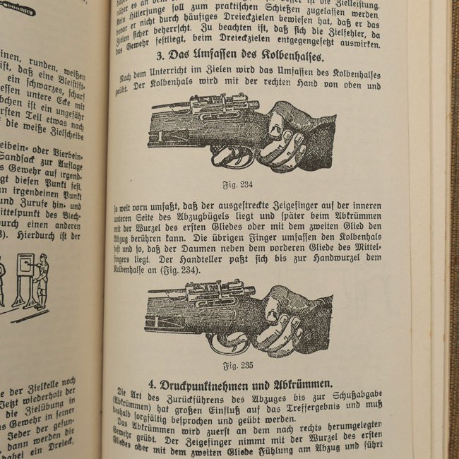 Book: 'H.J. im Dienst' 1940 — image 4