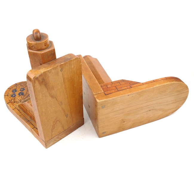 Set of Dutch 'Grebbeberg' Bookends — image 5