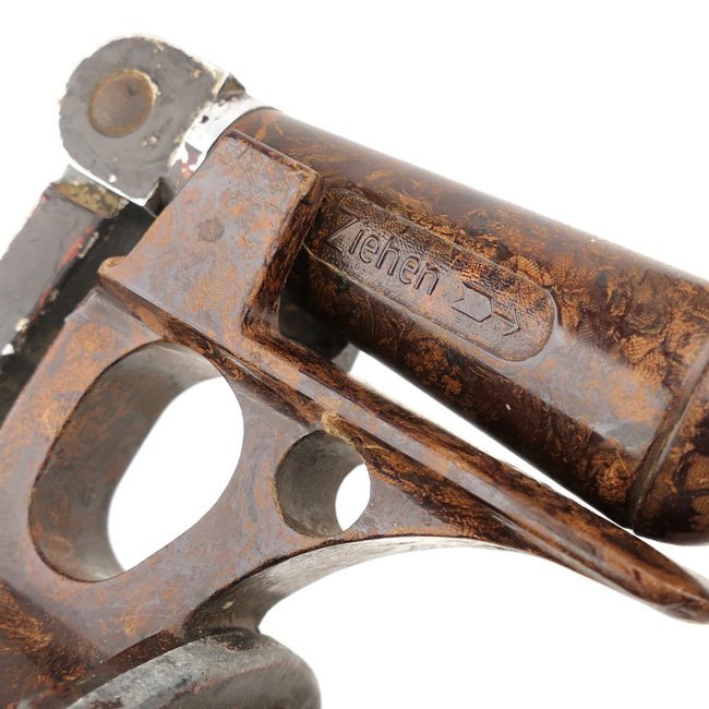 German Hand Held Air Raid Sirene — image 4