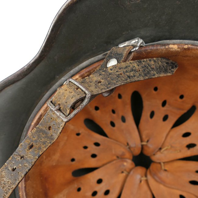 WH (Heer) M40 SD Combat Helmet — image 10