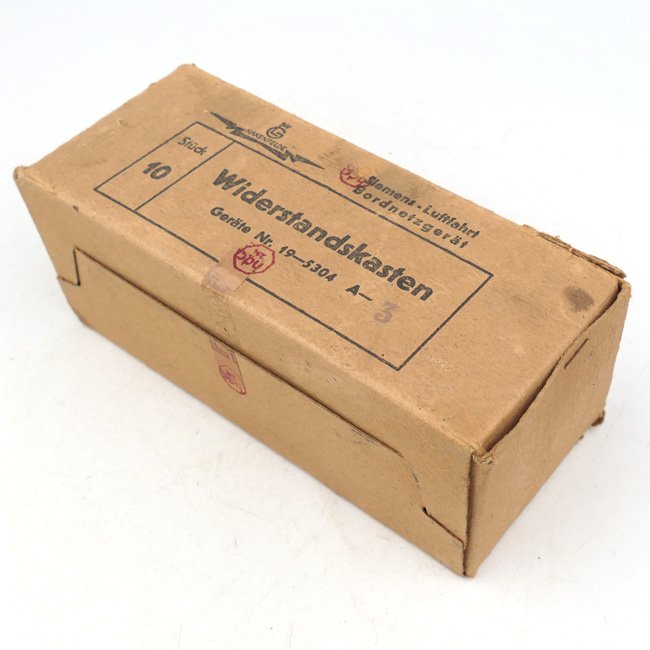 Set of 10 Luftwaffe Relays in Box — image 6