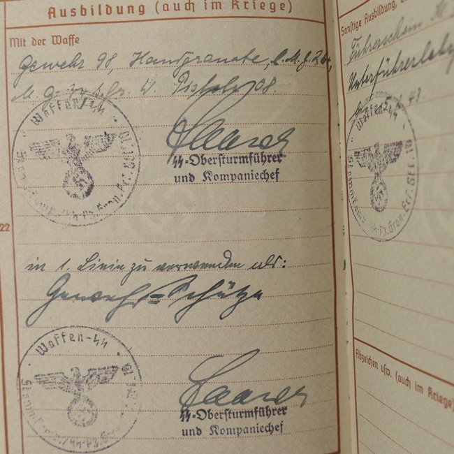 Waffen-SS Wehrpaß — image 7