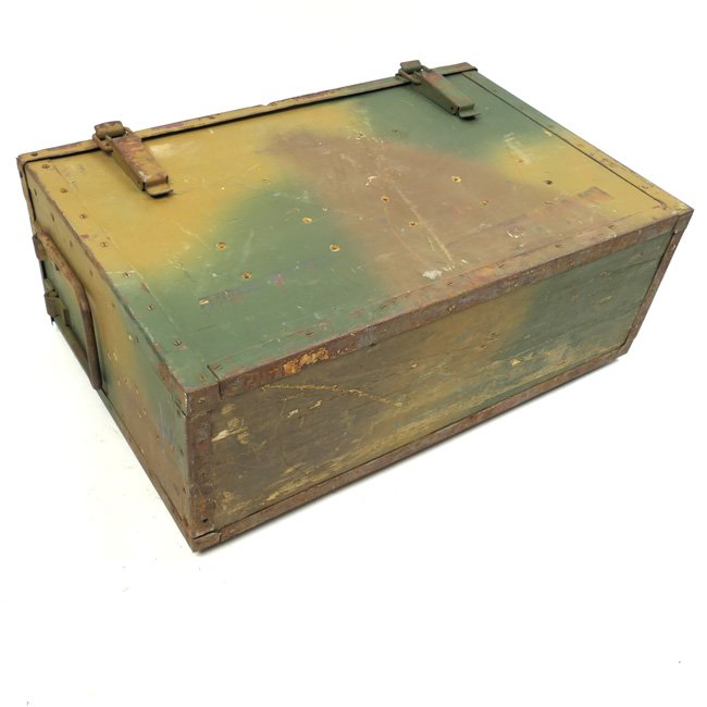 Camouflaged 'Mun.Geb.G.36' Ammunition Box — image 3