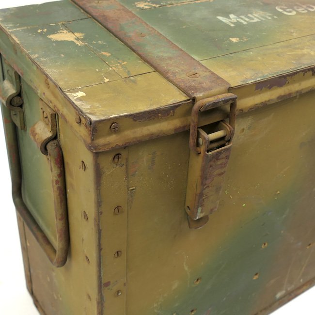Camouflaged 'Mun.Geb.G.36' Ammunition Box — image 8
