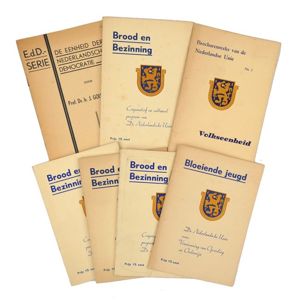 Small lot of Dutch 'Nederlandsche Unie' Booklets