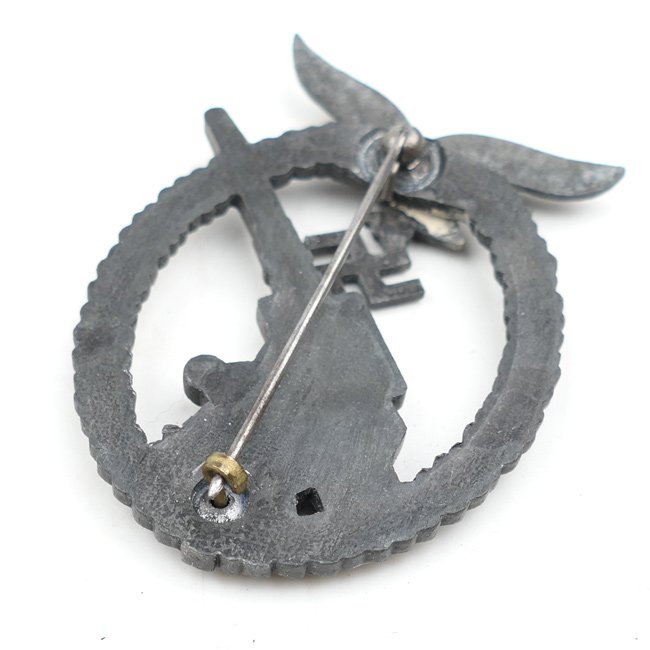 Luftwaffe Flak Artillery War Badge — image 4