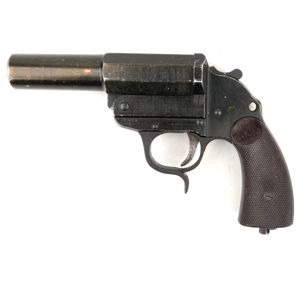 German 'Leuchtpistole 34'