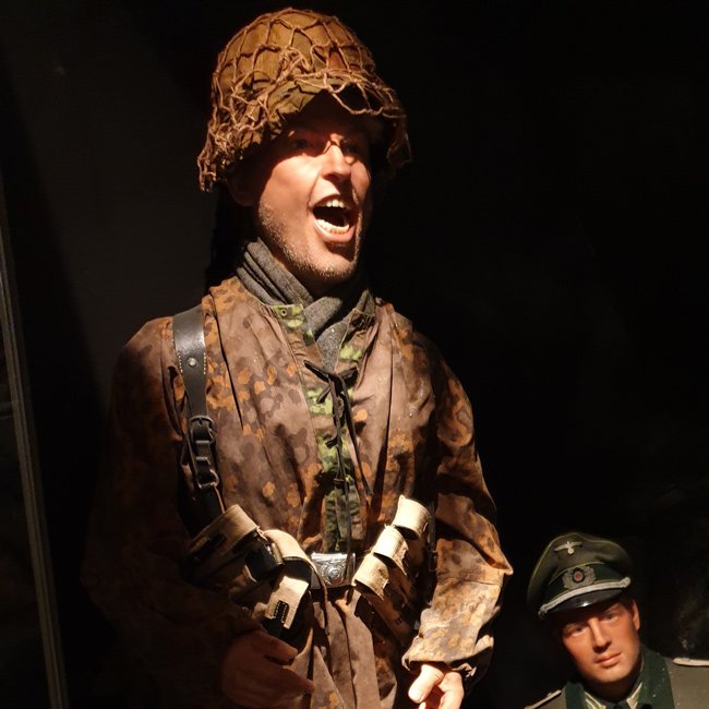 WH Helmet Camouflage Net (Tarnnetz) — image 7