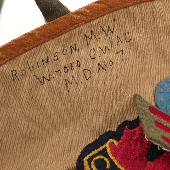 Canadian CWAC Sewing Kit — image 2