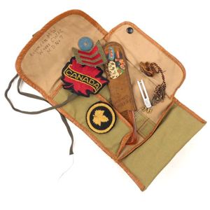 Canadian CWAC Sewing Kit