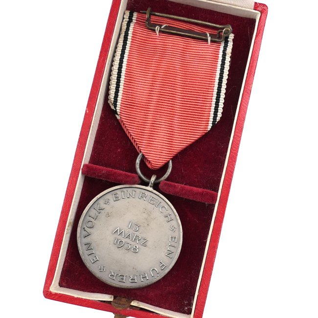 Cased Austrian Occupation Medal — image 3