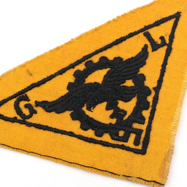 Luftwaffe 'Generalluftzeugmeister' Breast Eagle — image 2