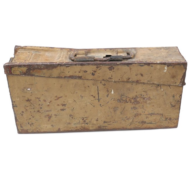 Tan painted MG34/42 'Patronenkasten 34' — image 2