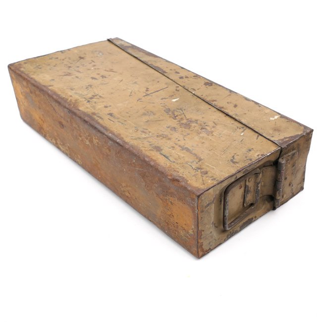 Tan painted MG34/42 'Patronenkasten 34' — image 3