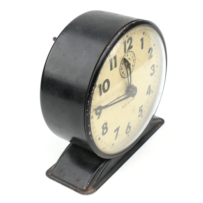WW2 era US 'War Alarm' Clock — image 3