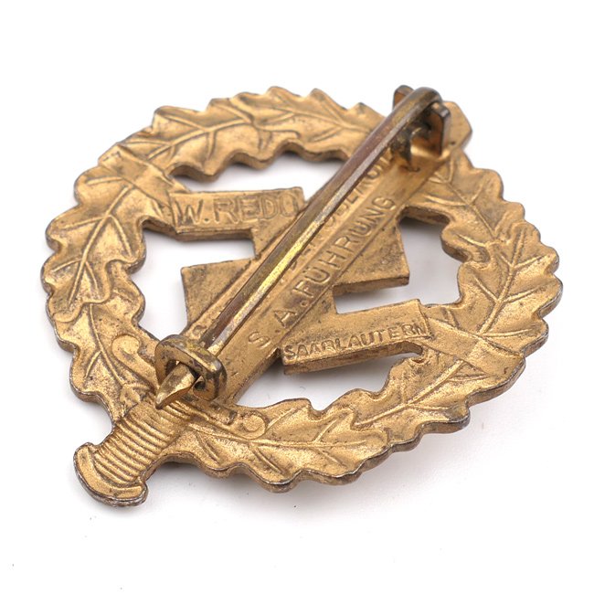 SA Sports Badge in Gold — image 4