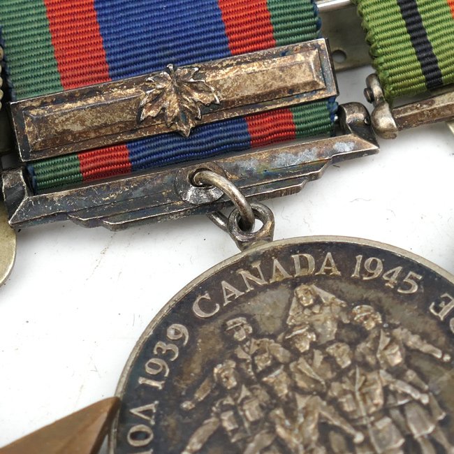 5-piece Canadian Medal Bar — image 4
