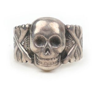 Rare original German 'Totenkopfring'
