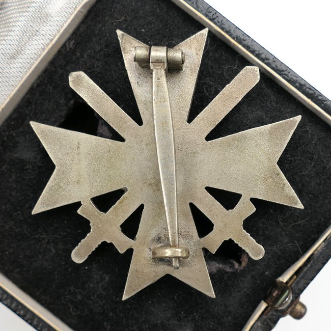 Cased KVK 1st Class — image 4