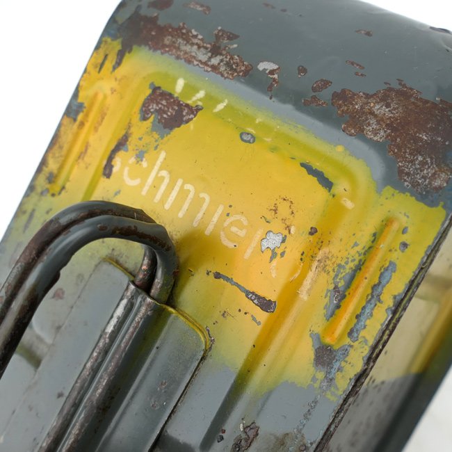 Wehrmacht Metal Oil Can — image 2